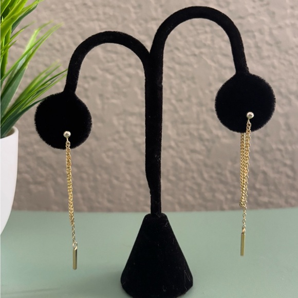Gold Dainty Bar Drop Dangle Earrings!🦋 - Picture 2 of 3